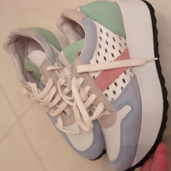 Clover Leather Preppy Sneakers High Tops Back Tops School Sz 36/ US 5 Pastel - Picture 2 of 10